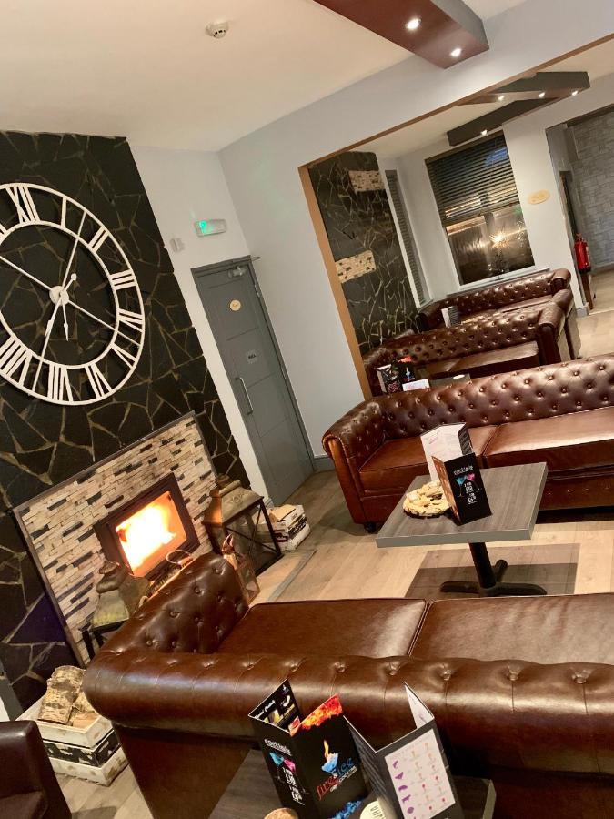 Bennetts Hotel Лонг Итън Екстериор снимка